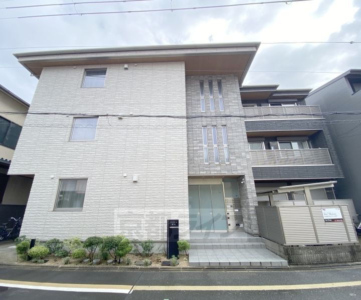 京都府京都市中京区西ノ京原町 賃貸マンション