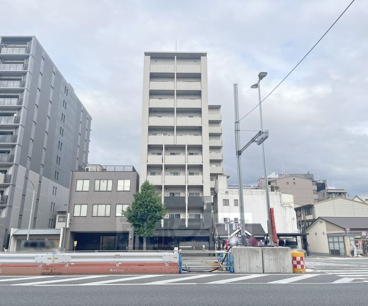 京都府京都市下京区西堀川通仏光寺上る綾堀川町 10階建 築14年5ヶ月