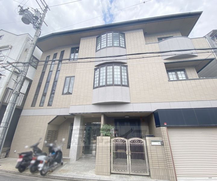 京都府京都市中京区今新在家東町 賃貸マンション