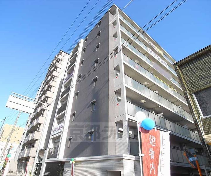 京都府京都市南区唐橋川久保町 8階建 築11年3ヶ月