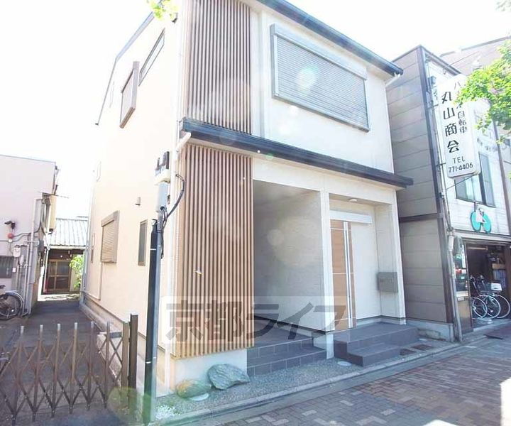 京都府京都市左京区東丸太町 賃貸アパート