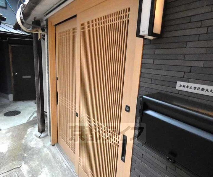 京都府京都市左京区新丸太町 賃貸一戸建て