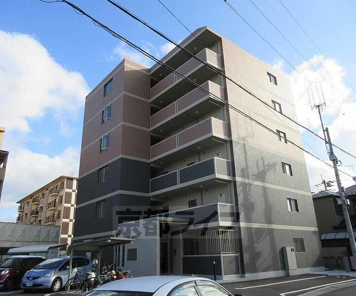 プログレスⅤ番館 6階建