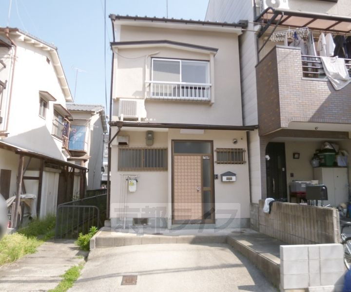 京都府京都市山科区川田菱尾田 賃貸一戸建て