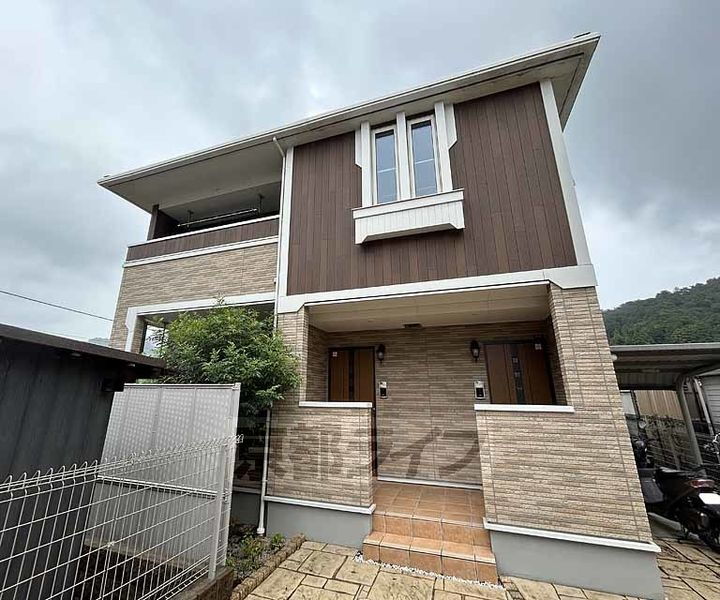 滋賀県大津市追分町 賃貸アパート