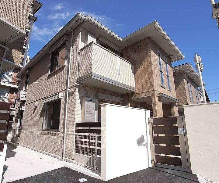 京都府京都市伏見区深草柴田屋敷町 賃貸アパート