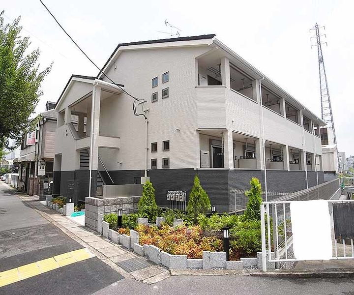 京都府京都市伏見区北寝小屋町 賃貸アパート