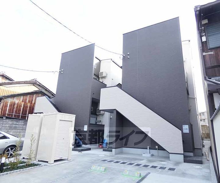 京都府京都市伏見区深草南蓮池町 賃貸アパート