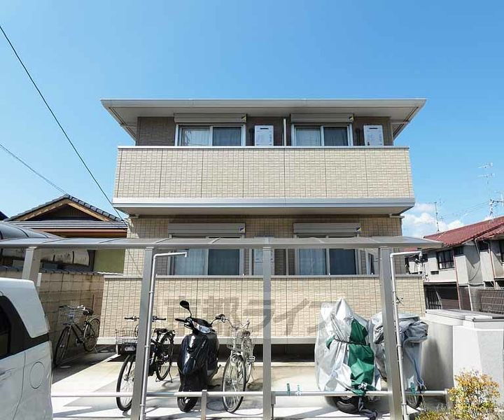 京都府京都市伏見区深草西出町 賃貸アパート