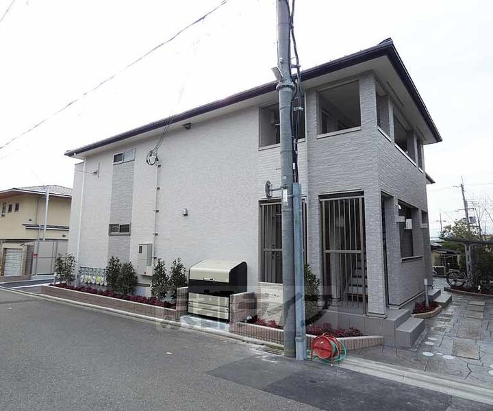 京都府京都市伏見区桃山羽柴長吉中町 賃貸アパート