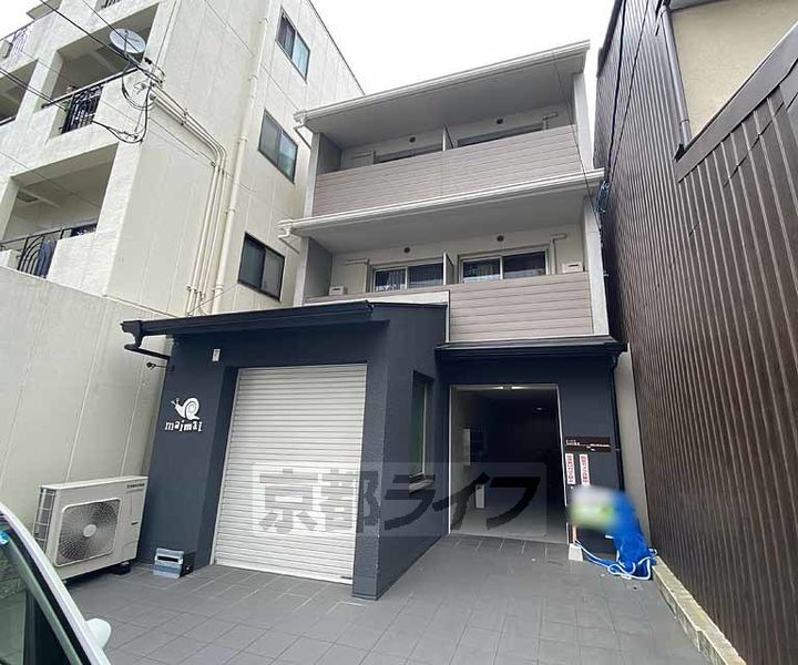 京都府京都市中京区三条通神泉苑西入今新在家西町 3階建 築10年10ヶ月