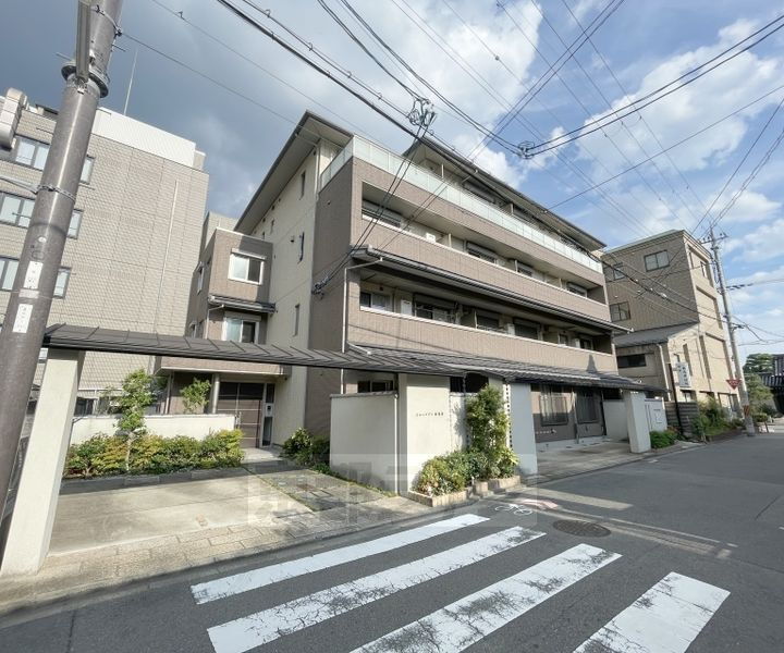 京都府京都市下京区上柳町 4階建 築10年8ヶ月
