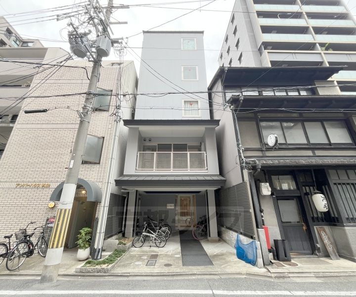 京都府京都市中京区藤西町 賃貸マンション