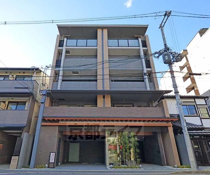 京都府京都市下京区高辻西洞院町 賃貸マンション