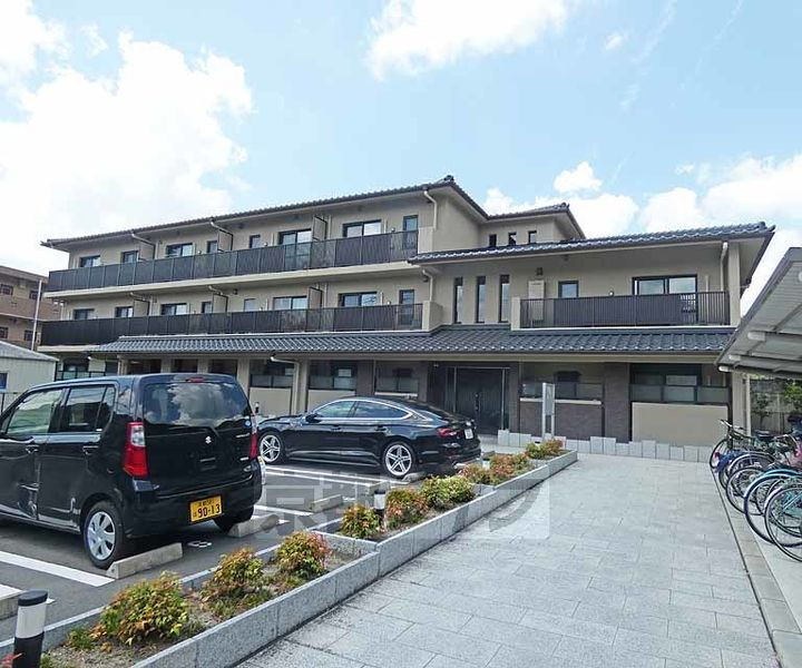 京都府京都市北区衣笠北天神森町 賃貸マンション