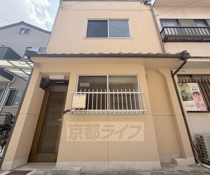 京都府京都市中京区壬生下溝町 賃貸一戸建て