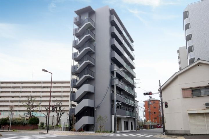 ＣＲＥＳＴ　ＴＡＰＰ　新大阪