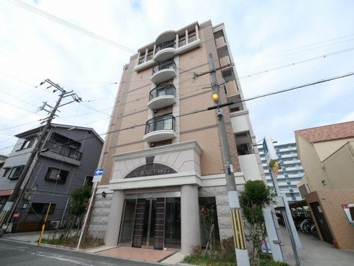 Ｌｕｘｅ新大阪ＥＡＳＴⅠ