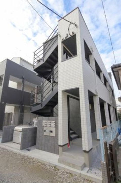 埼玉県さいたま市南区松本１丁目 賃貸アパート