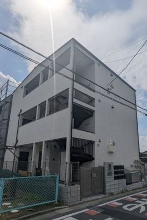 埼玉県鴻巣市雷電１丁目 賃貸アパート