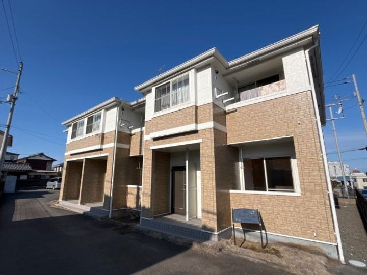 フローラルコート 2階建
