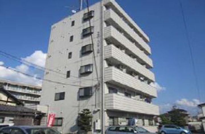 フラワーハイツ久米 6階建