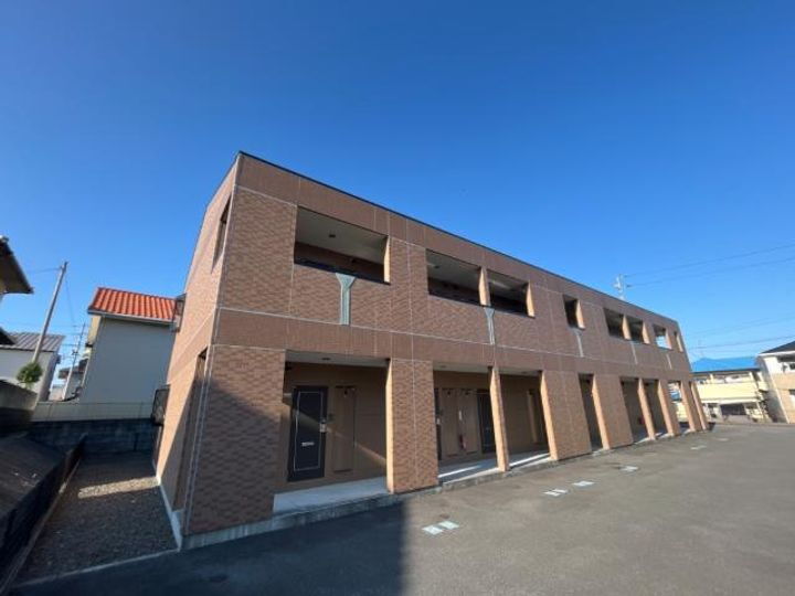ロイヤルハイツ・ＩＹＯ 2階建