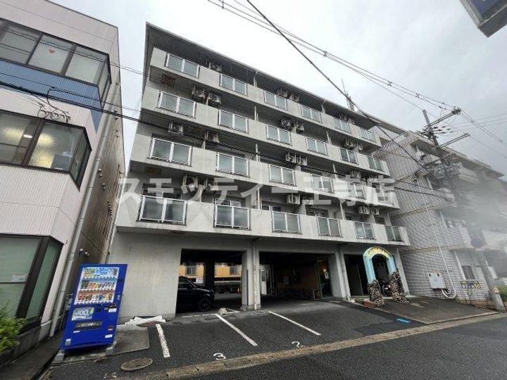 奈良県生駒郡三郷町立野南２丁目 賃貸マンション