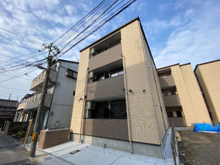 大阪府大阪市平野区加美正覚寺１丁目 3階建 