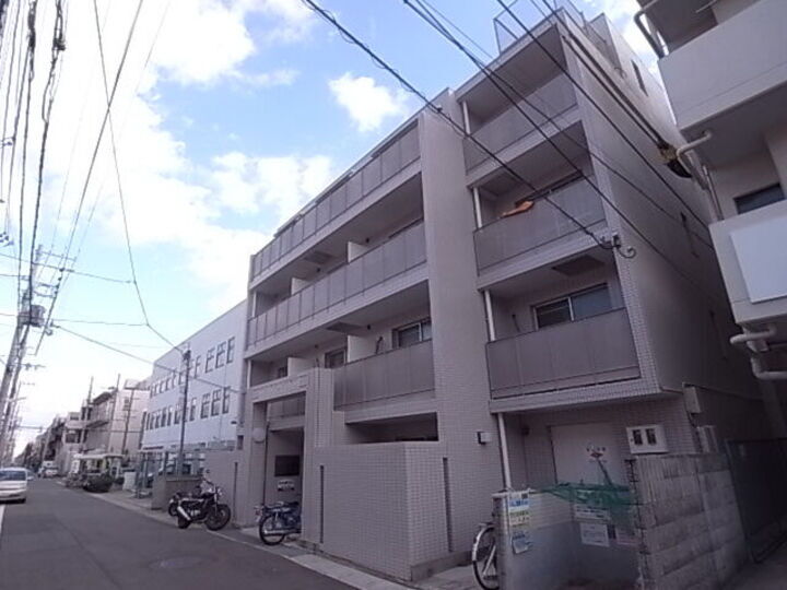 ダイドーメゾン岡本 5階建