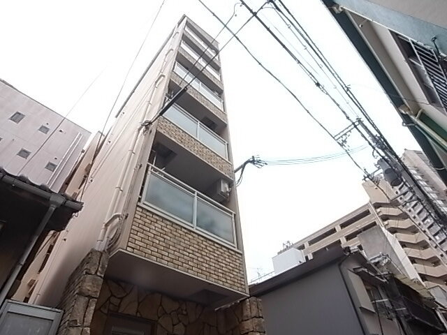 ディアコート神戸 6階建