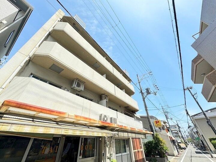 エフアール板宿 5階建