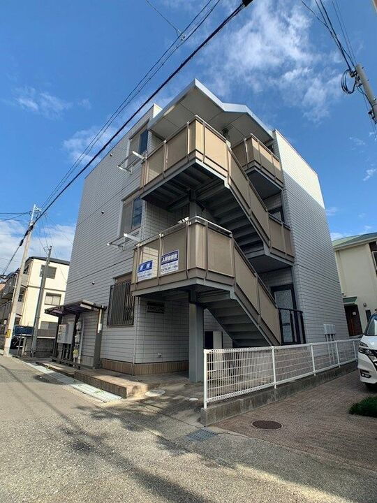 ハミングバード本山 3階建