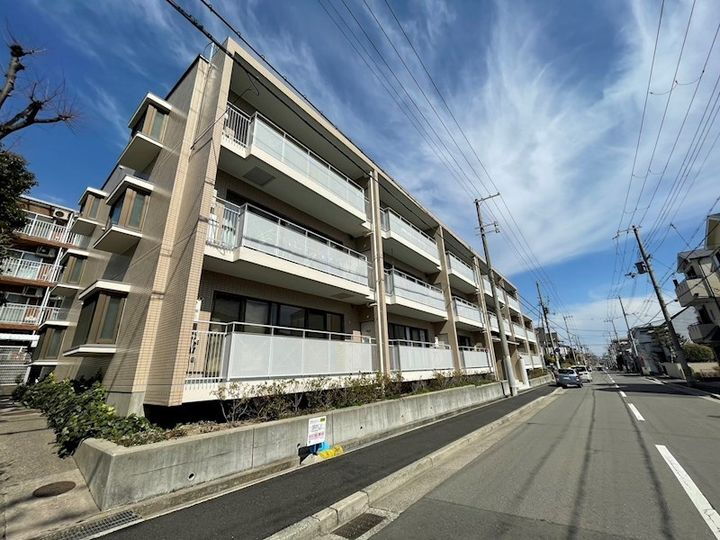 アーバンライフ本山中町 3階建