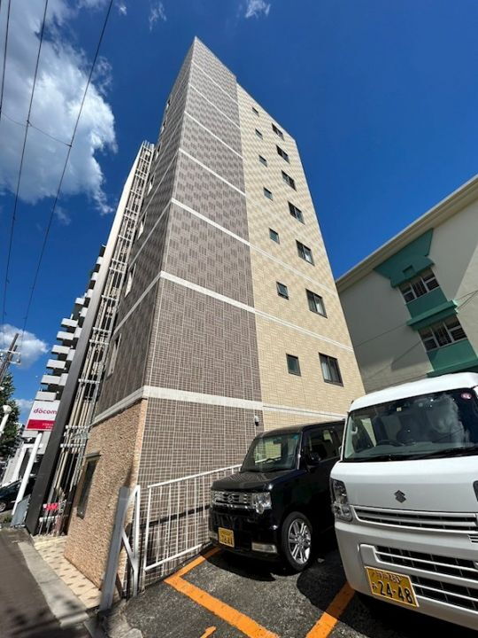 兵庫県神戸市灘区岸地通４丁目 8階建 築13年5ヶ月