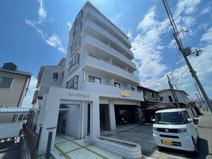 ベルトピア姫路Ｉ 6階建