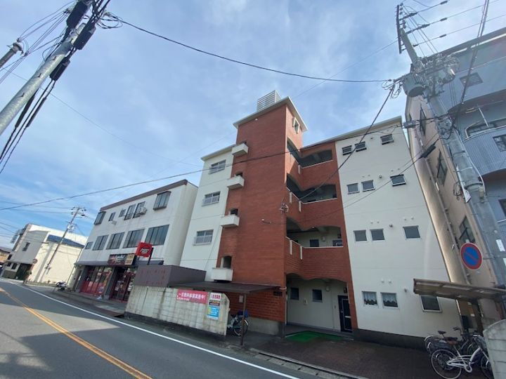 兵庫県姫路市五軒邸４丁目 4階建 築44年6ヶ月