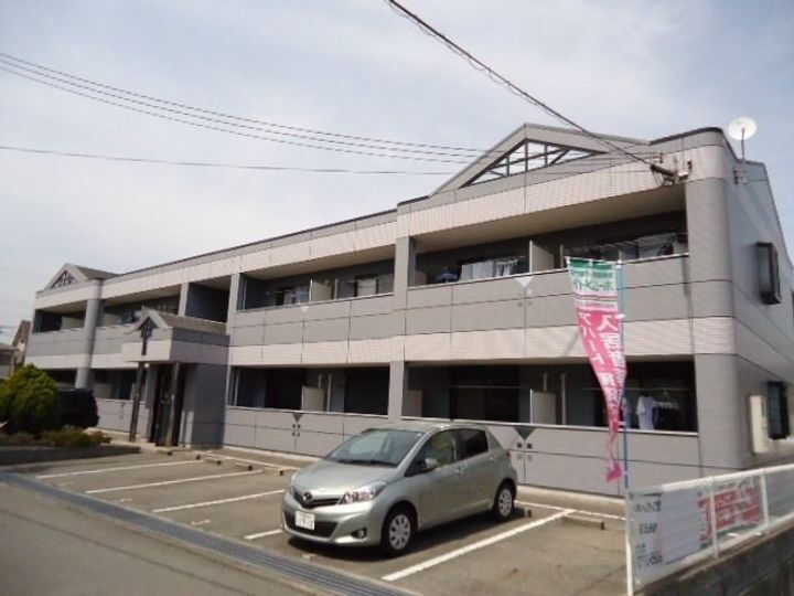 兵庫県姫路市飾磨区上野田３丁目 2階建