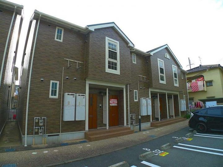 兵庫県加古川市別府町新野辺 2階建 築20年1ヶ月