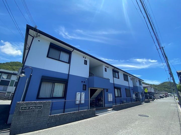 兵庫県姫路市広畑区蒲田２丁目 2階建