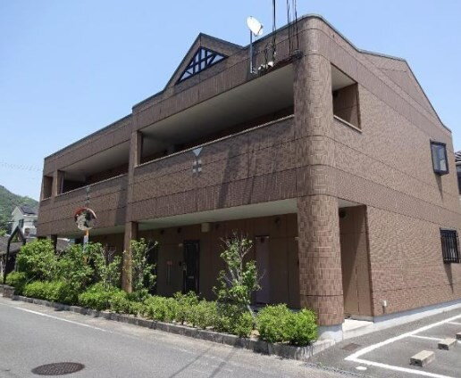 兵庫県姫路市勝原区熊見 2階建 築18年1ヶ月