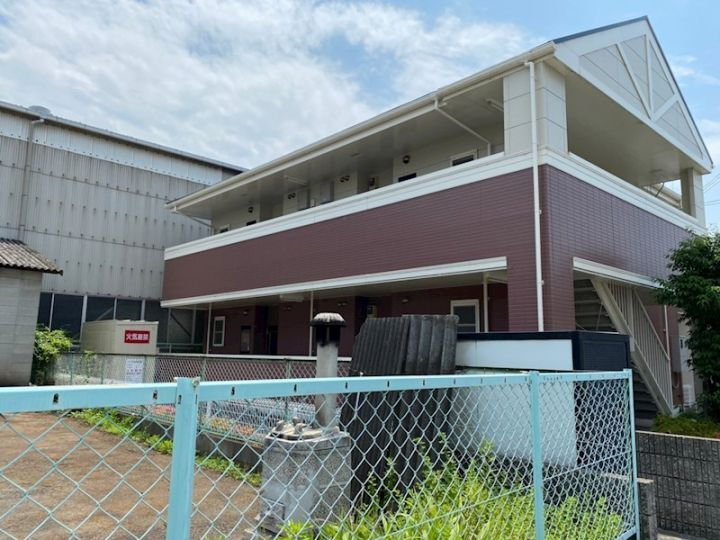 兵庫県姫路市飾磨区阿成渡場 2階建