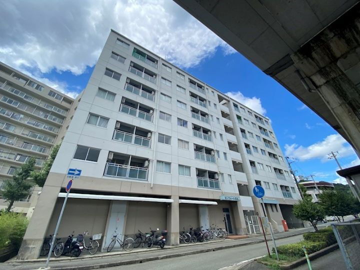 兵庫県姫路市西中島 7階建 築27年6ヶ月