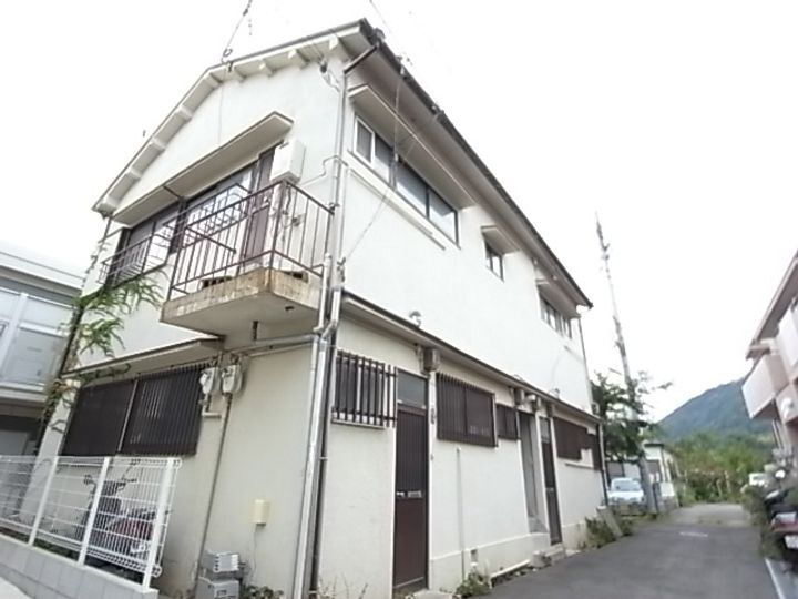 佐本ハイツ 2階建