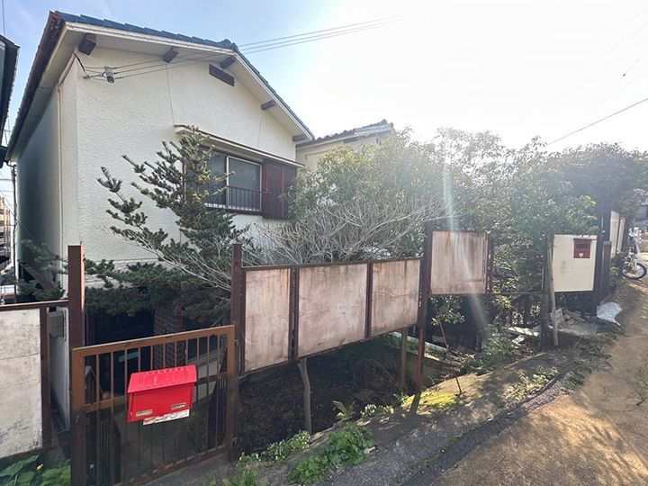 塩屋町５丁目貸家