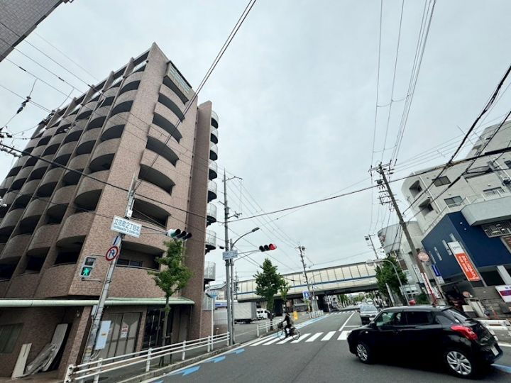 兵庫県尼崎市立花町４丁目 9階建 築23年3ヶ月