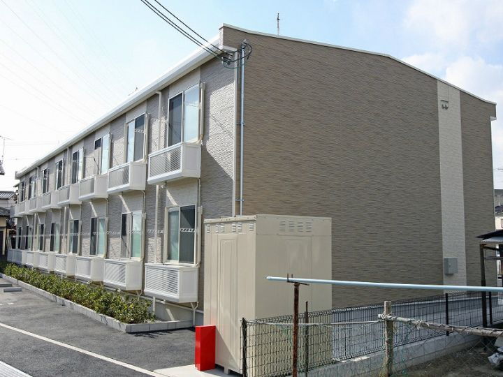兵庫県加古川市野口町水足 2階建 築17年4ヶ月