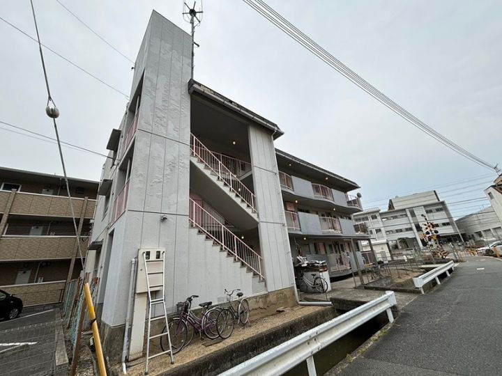 兵庫県姫路市白浜町 3階建 築47年11ヶ月
