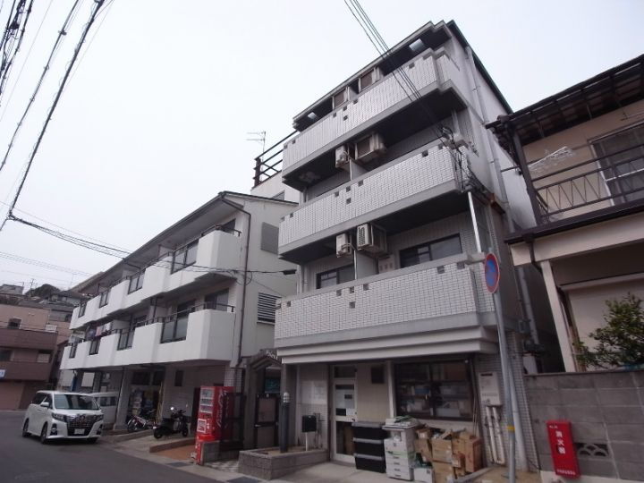兵庫県神戸市垂水区千代が丘２丁目 4階建 築33年4ヶ月