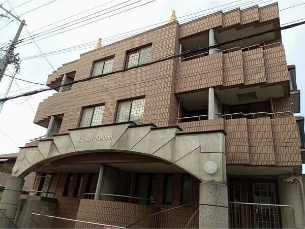 兵庫県神戸市垂水区坂上４丁目 3階建 築33年11ヶ月